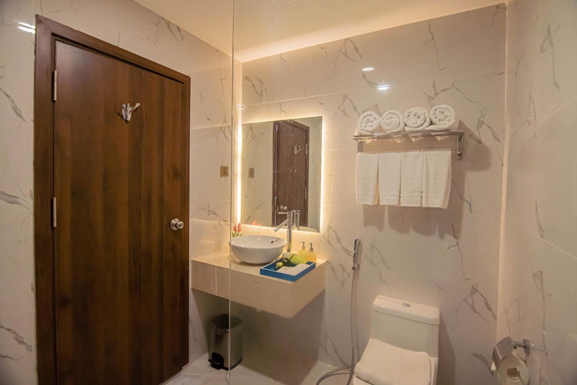 Gold Hotel Da Nang By Haviland Zewnętrze zdjęcie